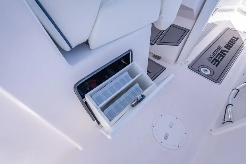 Slide: The Image of Twin Vee 260 GFX2 CC 2026 - 62