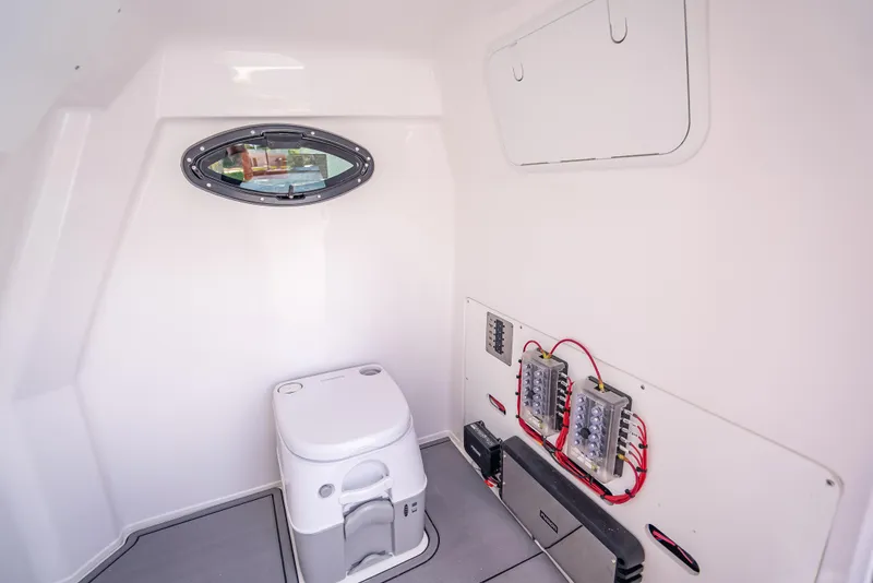 Slide: The Image of Twin Vee 260 GFX2 CC 2026 - 64