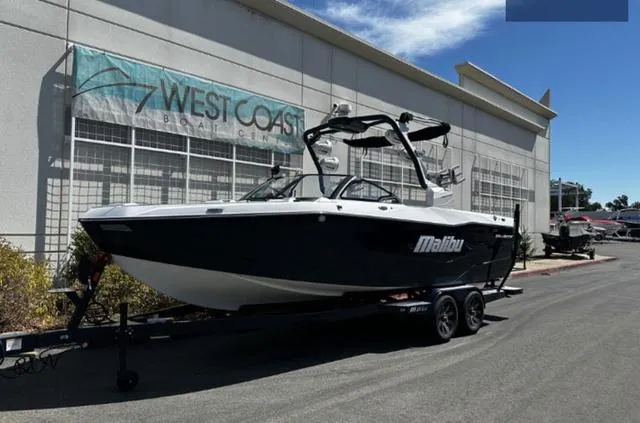 The Image of Malibu Wakesetter 25 LSV 2025 - 1
