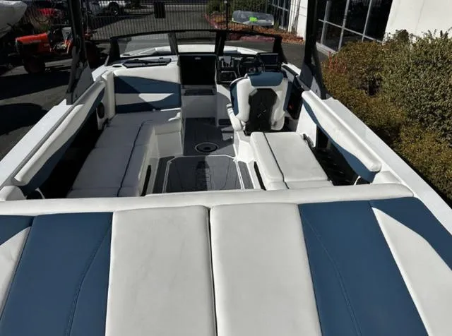 Slide: The Image of Axis Wake Research A225 2025 - 5