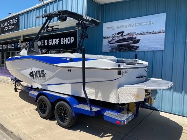 Slide: The Image of Axis Wake Research T220 2025 - 6