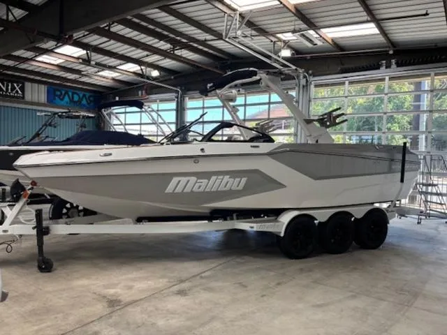The Image of Malibu Wakesetter 24 MXZ 2025 - 1