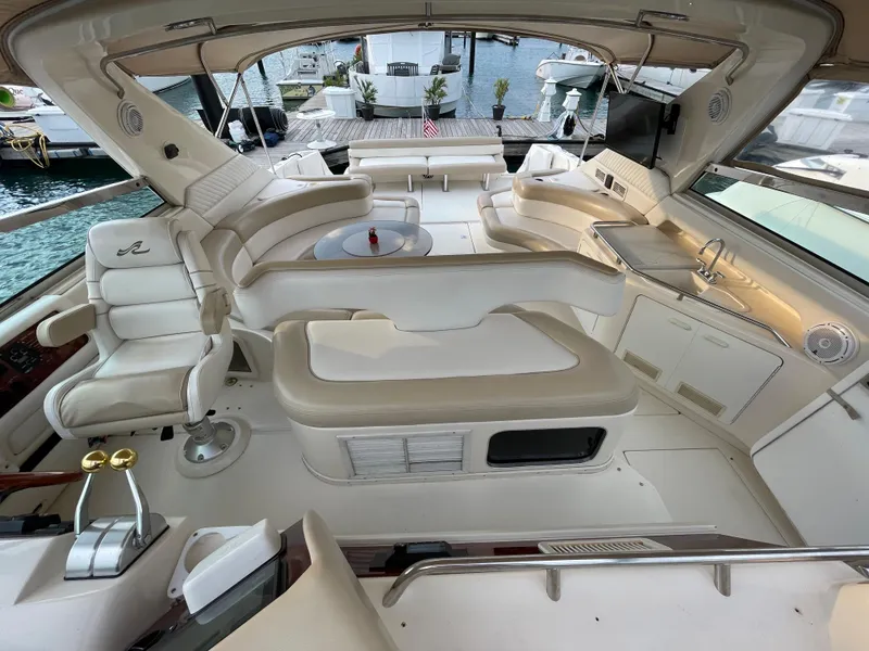 Slide: The Image of Sea Ray 630 Super Sun Sport 1997 - 57