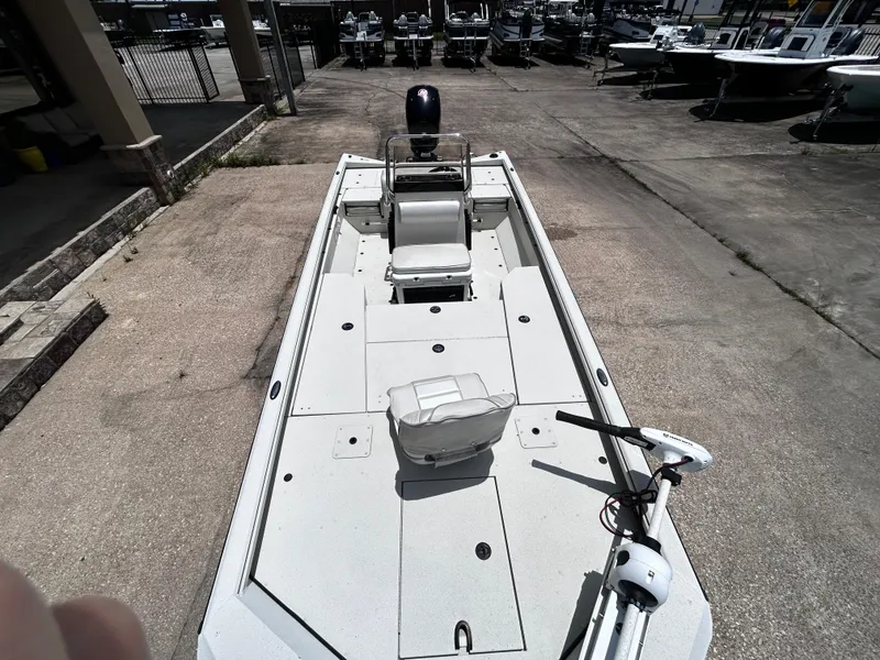 Slide: The Image of Ranger RB200 2023 - 12