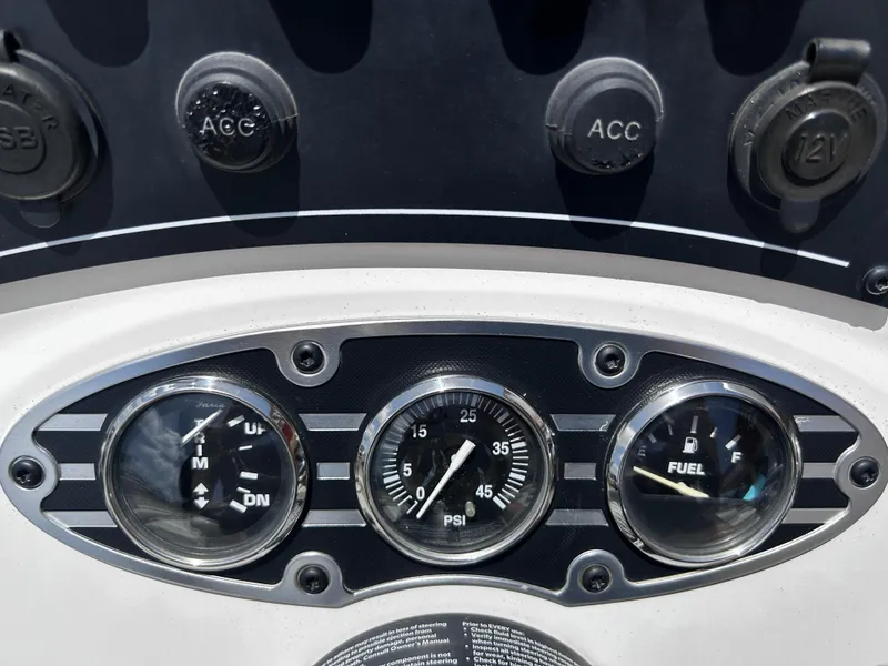 Slide: The Image of Ranger RB200 2023 - 17