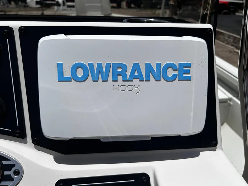 Slide: The Image of Ranger RB200 2023 - 19