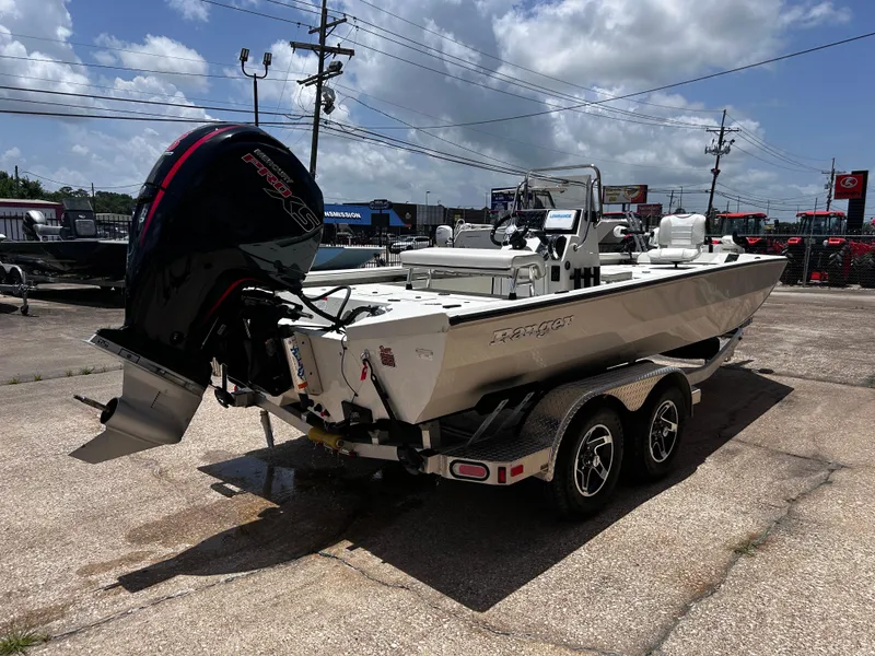 Slide: The Image of Ranger RB200 2023 - 8