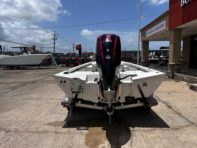 Slide: The Image of Ranger RB200 2023 - 9