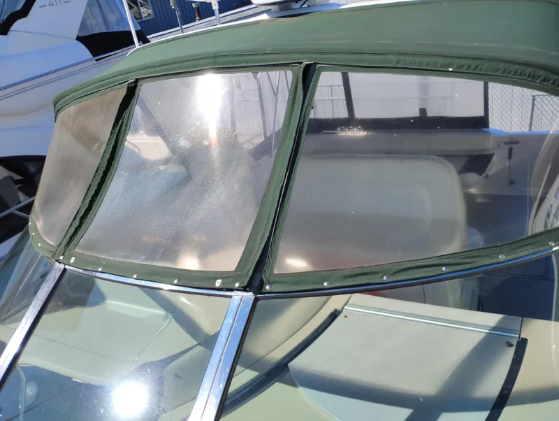 Slide: The Image of Sea Ray Sundancer 400 1999 - 53