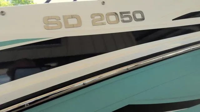 Slide: The Image of Hurricane SunDeck Sport 2050 OB 2025 - 2