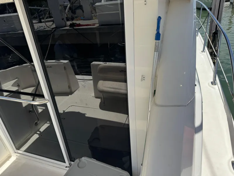 Slide: The Image of Sea Ray 340 Sedan Bridge 2007 - 112