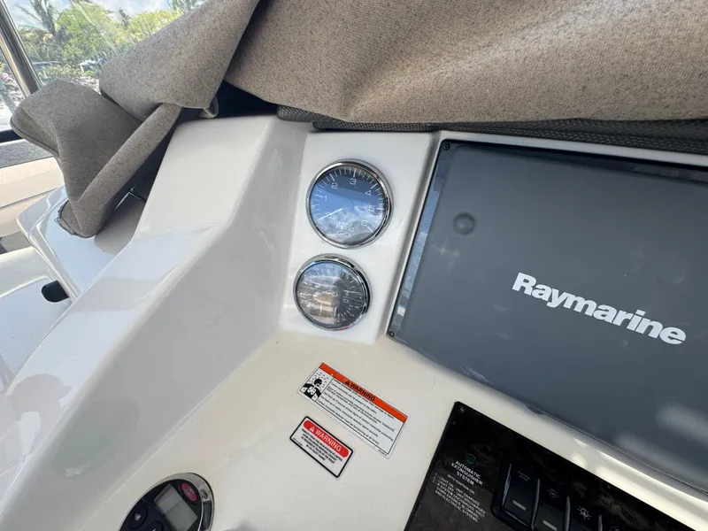 Slide: The Image of Sea Ray 340 Sedan Bridge 2007 - 67