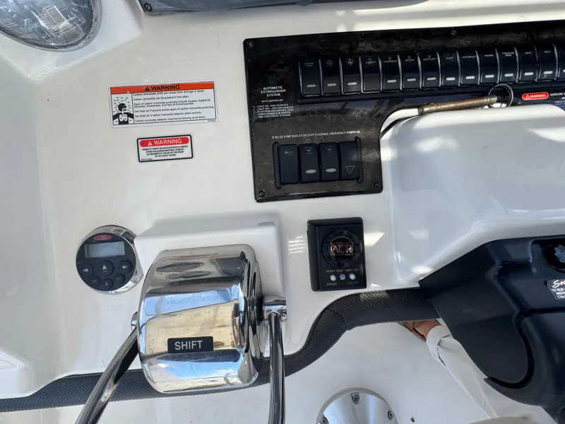 Slide: The Image of Sea Ray 340 Sedan Bridge 2007 - 68