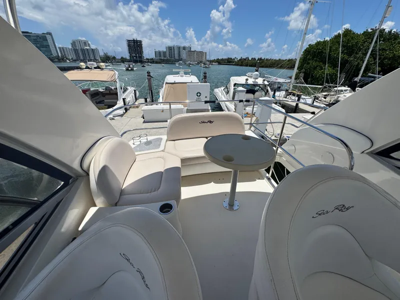 Slide: The Image of Sea Ray 340 Sedan Bridge 2007 - 77