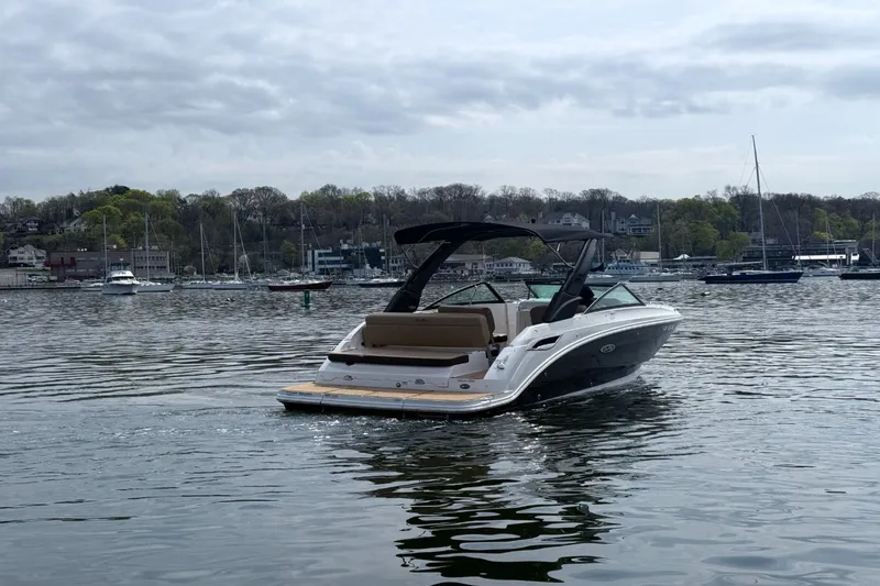 Slide: The Image of Sea Ray SDX 250 2023 - 49