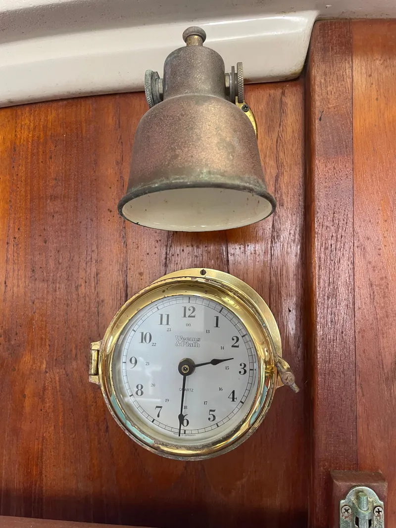 Slide: The Image of Catalina 30 1988 - 14