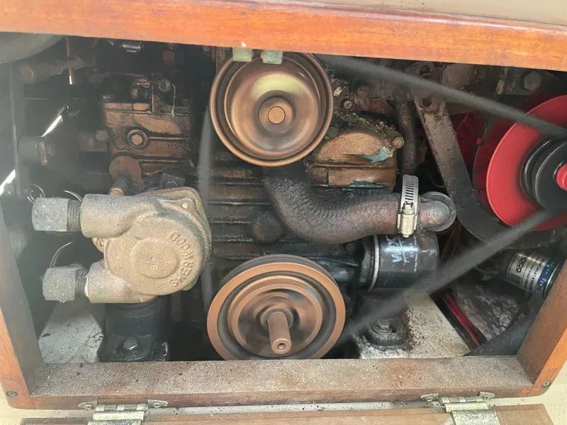 Slide: The Image of Catalina 30 1988 - 18