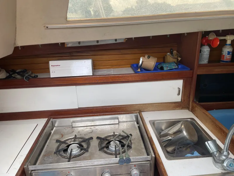 Slide: The Image of Catalina 30 1988 - 26