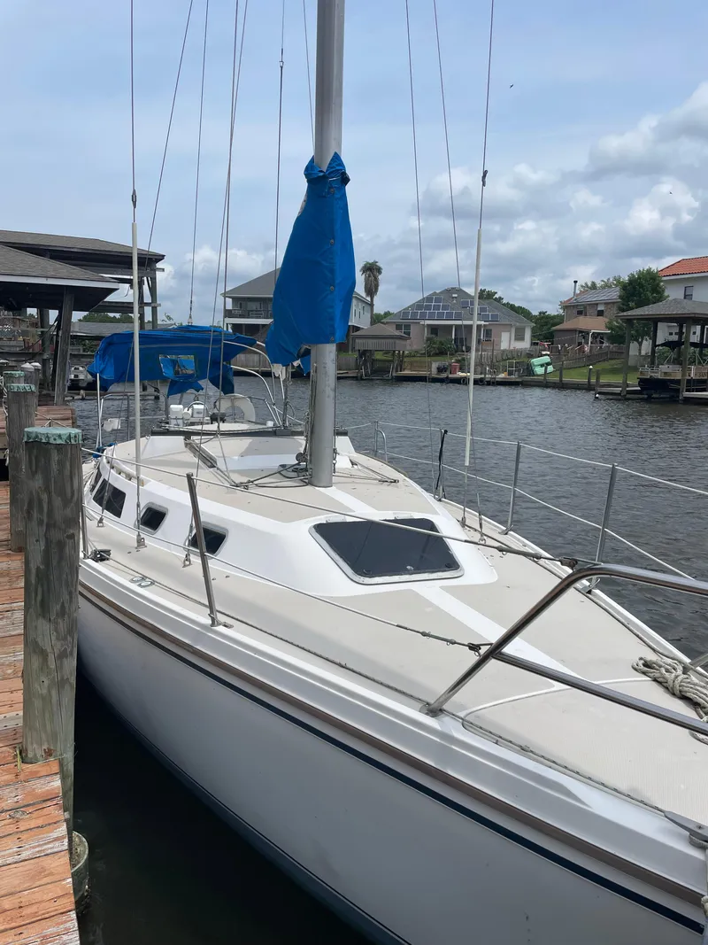 Slide: The Image of Catalina 30 1988 - 3