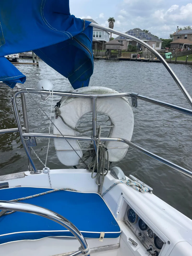 Slide: The Image of Catalina 30 1988 - 38