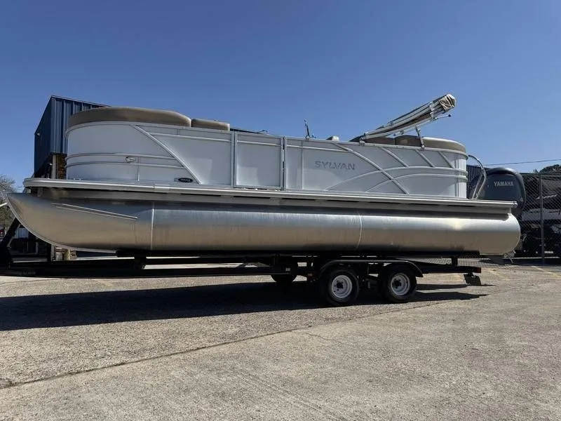 The Image of Sylvan Mirage Cruise 822 LZ 2025 - 1