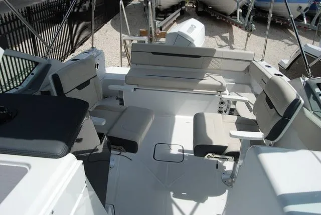 Slide: The Image of Blackfin 232 DC 2025 - 11