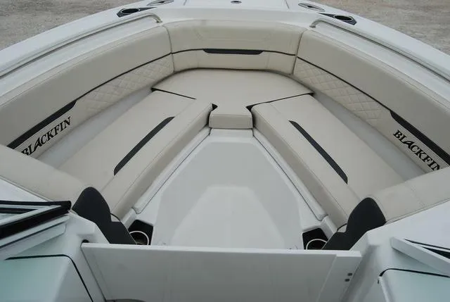 Slide: The Image of Blackfin 232 DC 2025 - 20