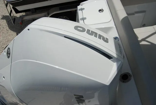 Slide: The Image of Blackfin 232 DC 2025 - 8