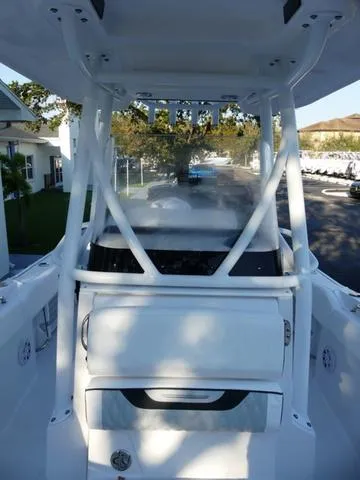 Slide: The Image of Blackfin 222 CC 2026 - 25