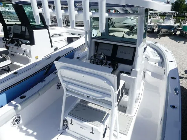 Slide: The Image of Blackfin 242 HB 2026 - 10