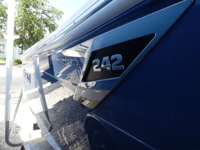 Slide: The Image of Blackfin 242 HB 2026 - 4