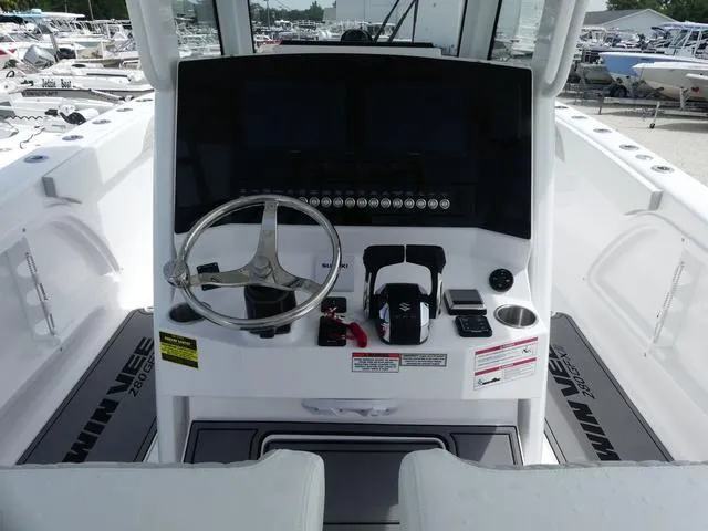 Slide: The Image of Twin Vee 280 GFX CC 2026 - 12