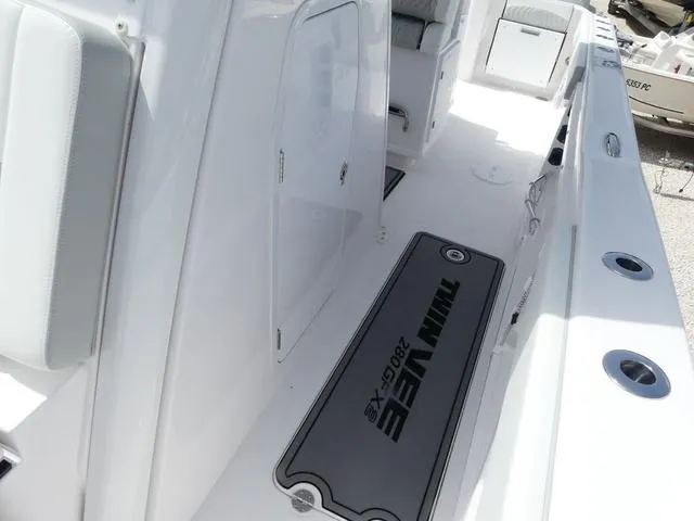 Slide: The Image of Twin Vee 280 GFX CC 2026 - 24