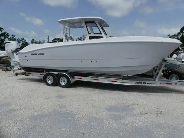 Slide: The Image of Twin Vee 280 GFX CC 2026 - 4