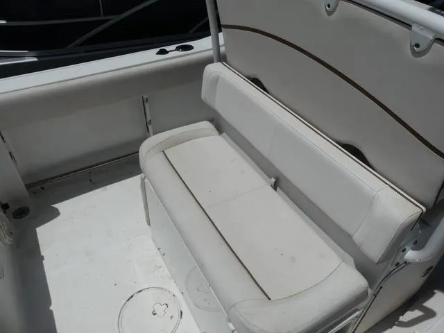 Slide: The Image of Sea Hunt Ultra 239 SE 2021 - 15