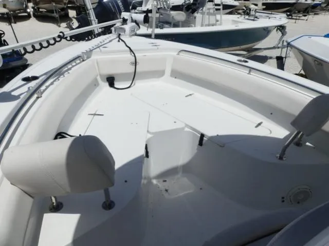 Slide: The Image of Sea Hunt Ultra 239 SE 2021 - 9