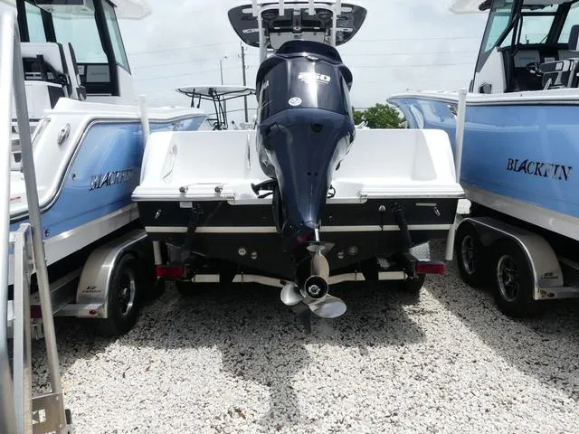 Slide: The Image of Sportsman Heritage 231 Center Console 2017 - 3