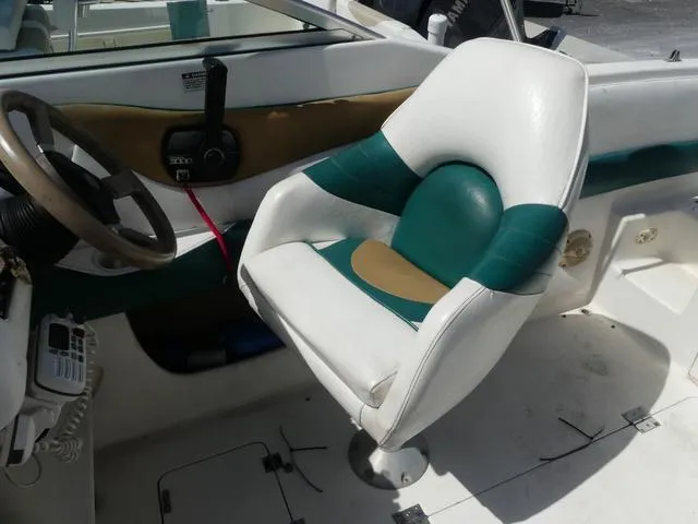 Slide: The Image of Larson 231 1999 - 7