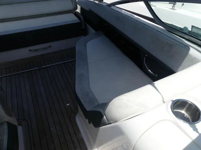 Slide: The Image of Regal 27 FasDeck RX 2013 - 12