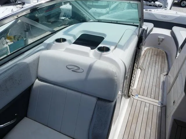 Slide: The Image of Regal 27 FasDeck RX 2013 - 15