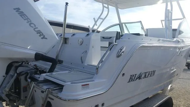 Slide: The Image of Blackfin 252 DC 2026 - 8