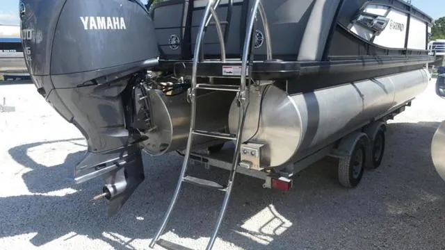 Slide: The Image of Godfrey Godfrey Aquapatio 235 SB 2023 - 4