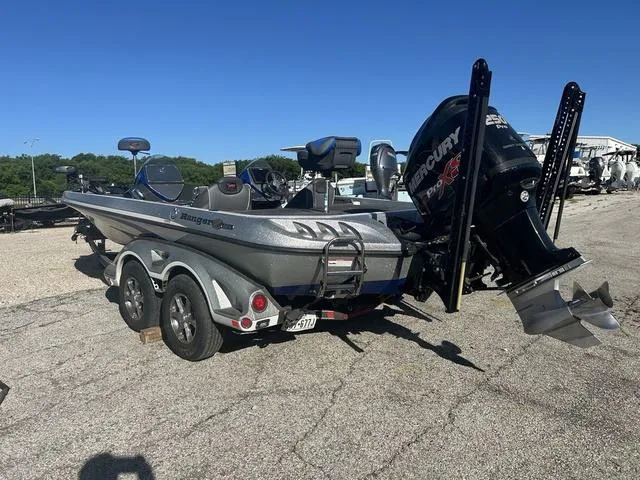 Slide: The Image of Ranger Z521 Comanche 2017 - 4