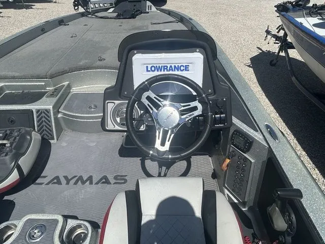 Slide: The Image of Caymas CX 21 PRO 2020 - 13