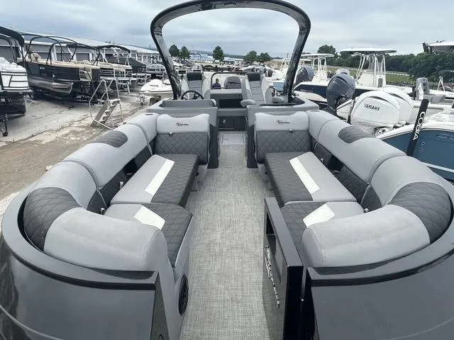 Slide: The Image of Massimo LIMITED 2023 - 14