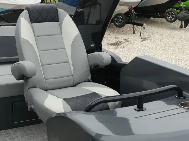 Slide: The Image of Luxurious seat in Massimo Marine LIMITED boat, 2023 model. - 22