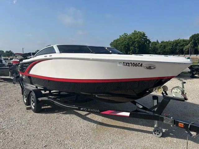 The Image of Four Winns H210 SS 2013 - 1