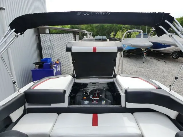 Slide: The Image of Four Winns H210 SS 2013 - 16