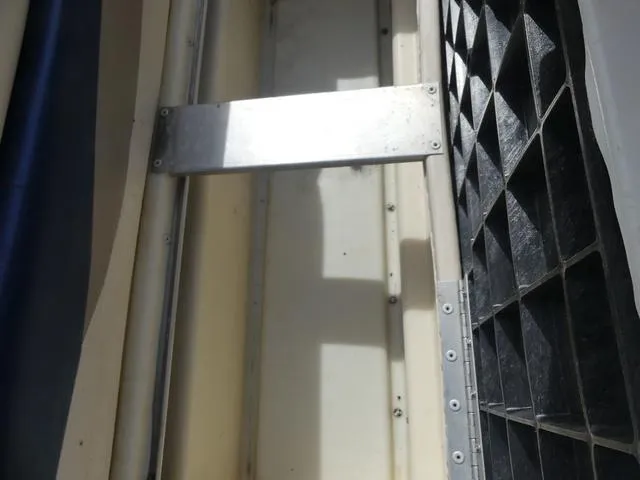 Slide: The Image of Sun Tracker Party Barge 22 2005 - 15