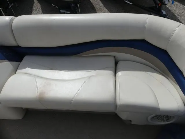 Slide: The Image of Sun Tracker Party Barge 22 2005 - 7